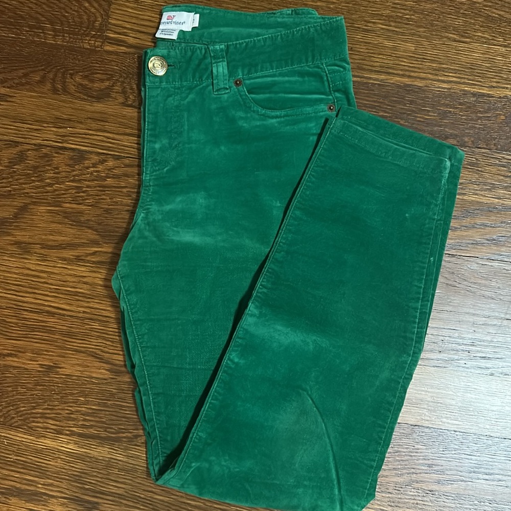 Vineyard Vines Emerald Green velvet Trousers size 2